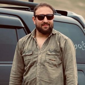 Meet your Posher, Qasim